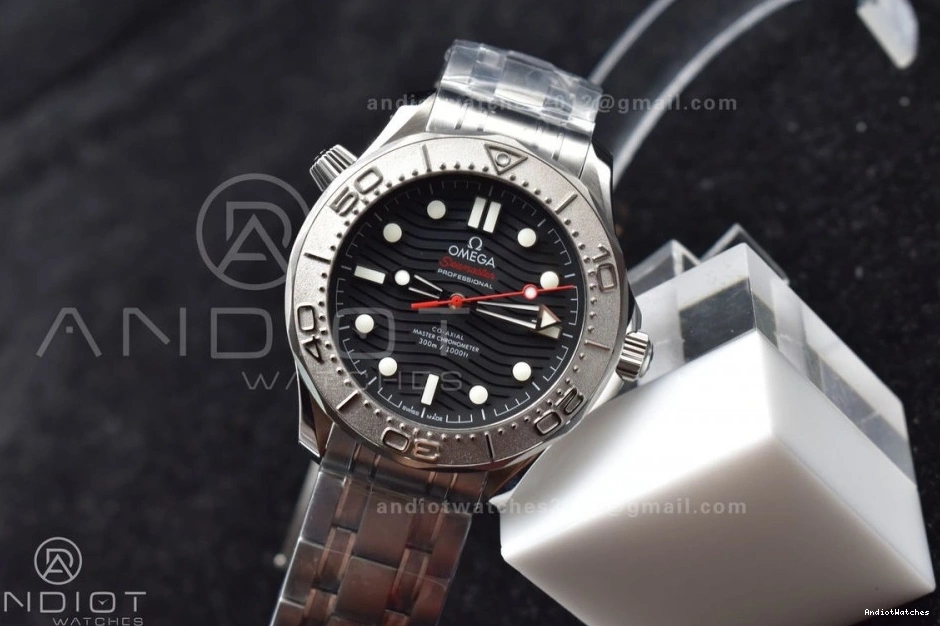 On ModernLook 1:1 300M Black Diver Dial Bracelet A Edition Ceramic SS 1082 Seamaster VSF Black Best 0311